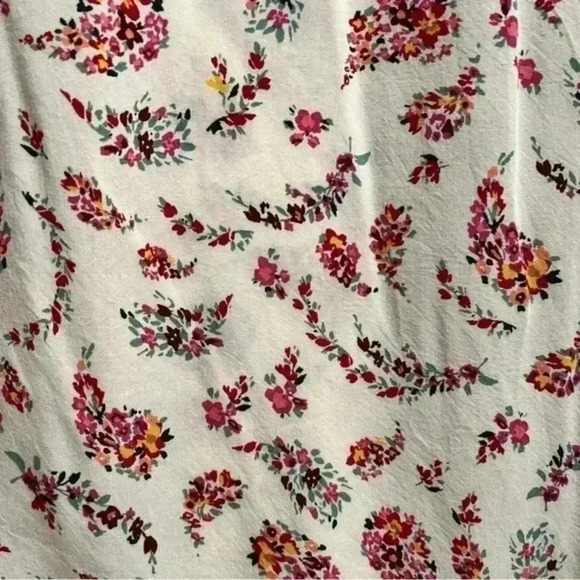 OLD NAVY White floral top |‎ size small - Picture 4 of 5